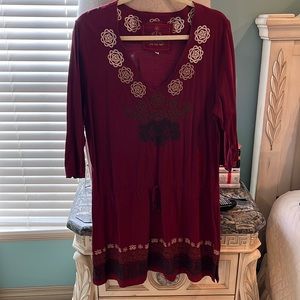 Johnny Was size XL tunic t-shirt top with drawstring drop waist. Nice detailing